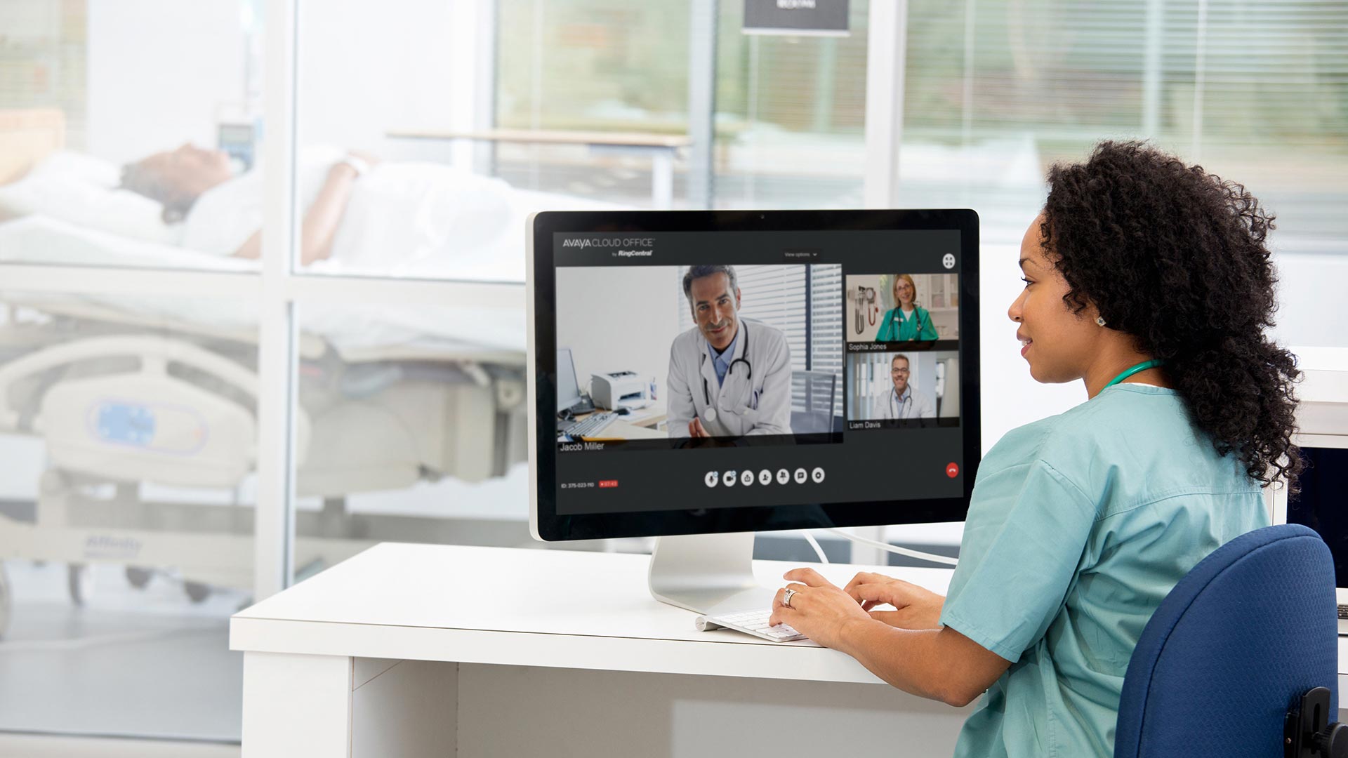 Medical staff in video conference